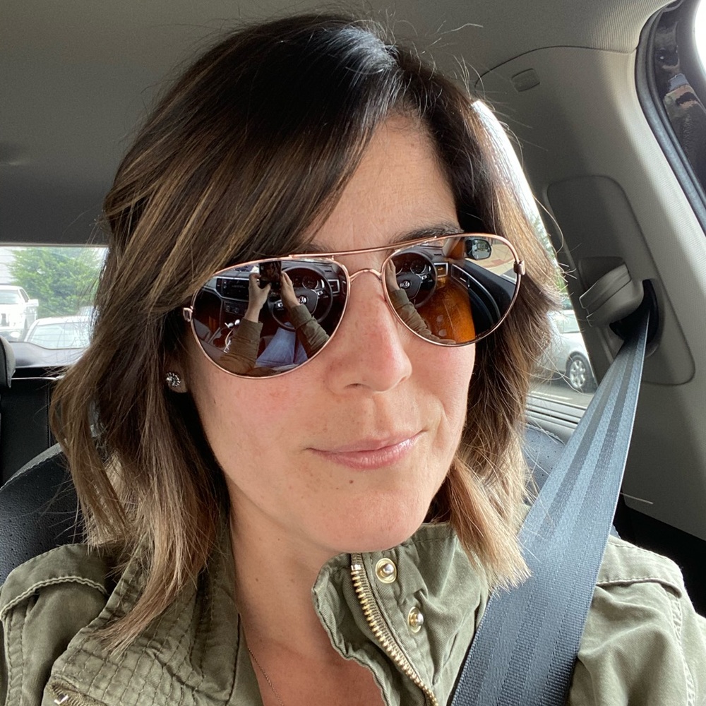 Meet your Posher, Angelica